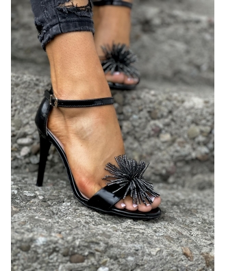 Wygodne sandały na szpilce z ozdobą RUSIN TESTA BLACK skóra naturalna