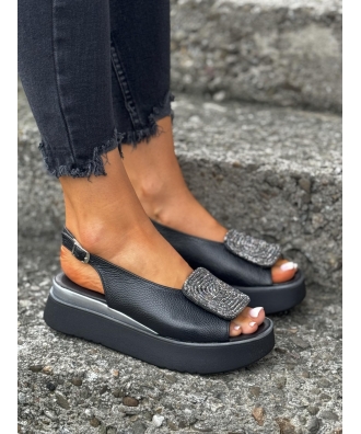 Bardzo wygodne i lekkie sandały na wyższj podeszwie RUSIN DELMAR BLACK skóra naturalna