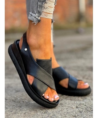 Bardzo wygodne i lekkie sandały na wyższj podeszwie RUSIN CANDLE BLACK skóra naturalna